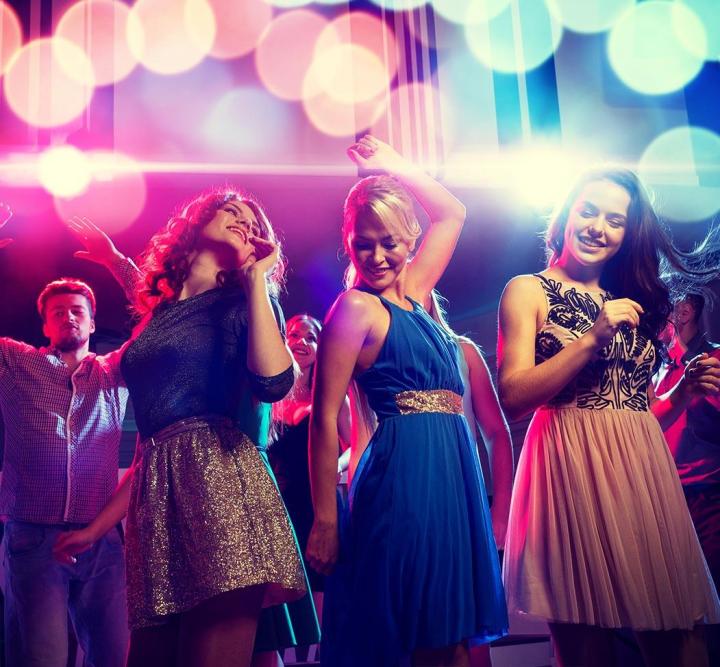 Je crée des ambiances mémorables pour vos anniversaires.